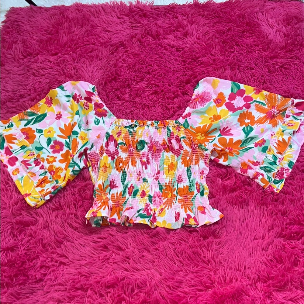 Vibrant Floral Blouse with Smocked Detail